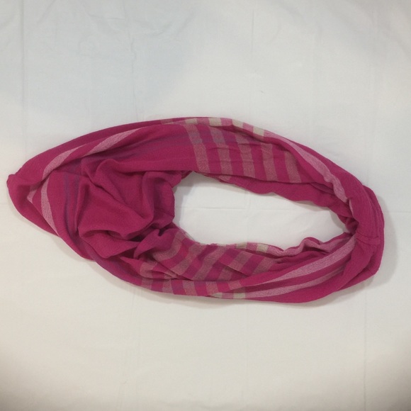 Scarf - Picture 3 of 4